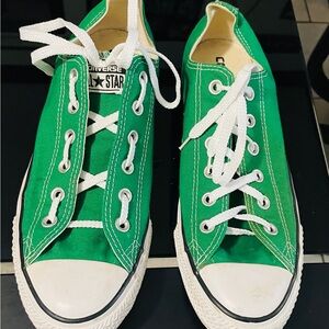 Converse women’s Green Sneakers